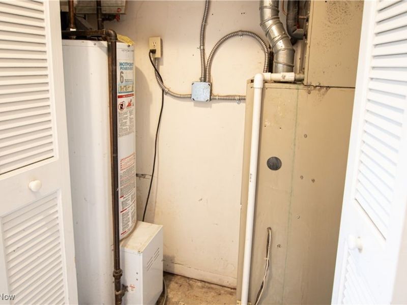 7473 Pearl Road, Middleburg Heights, OH 44130 Photo 27