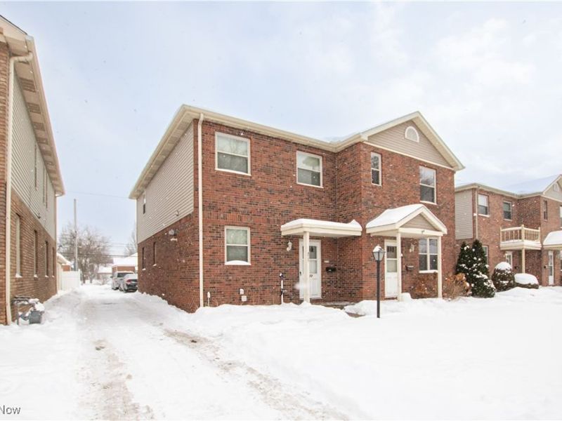 7473 Pearl Road, Middleburg Heights, OH 44130 Photo 31