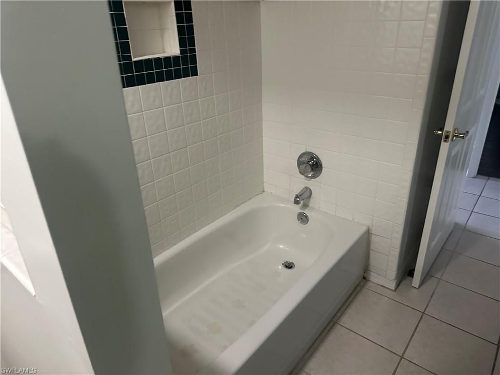 950 Moody Rd, Unit 123, North Fort Myers, FL 33903 Photo