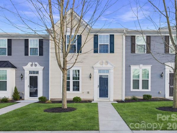 2440 Mariners Cove Lane, Denver, NC 28037