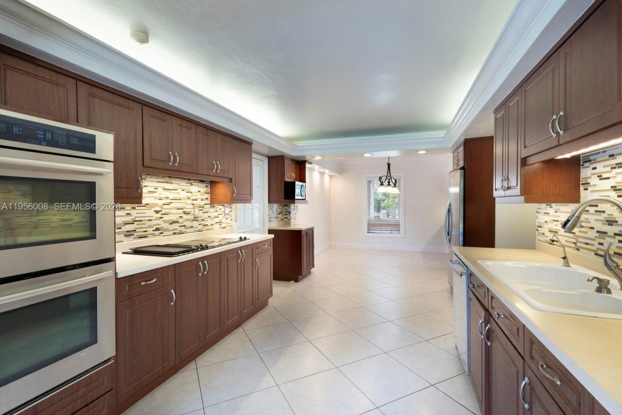 6551 SW 126th St, Unit -, Pinecrest, FL 33156 Photo