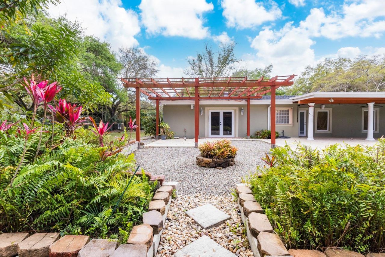 6551 SW 126th St, Unit -, Pinecrest, FL 33156 Photo