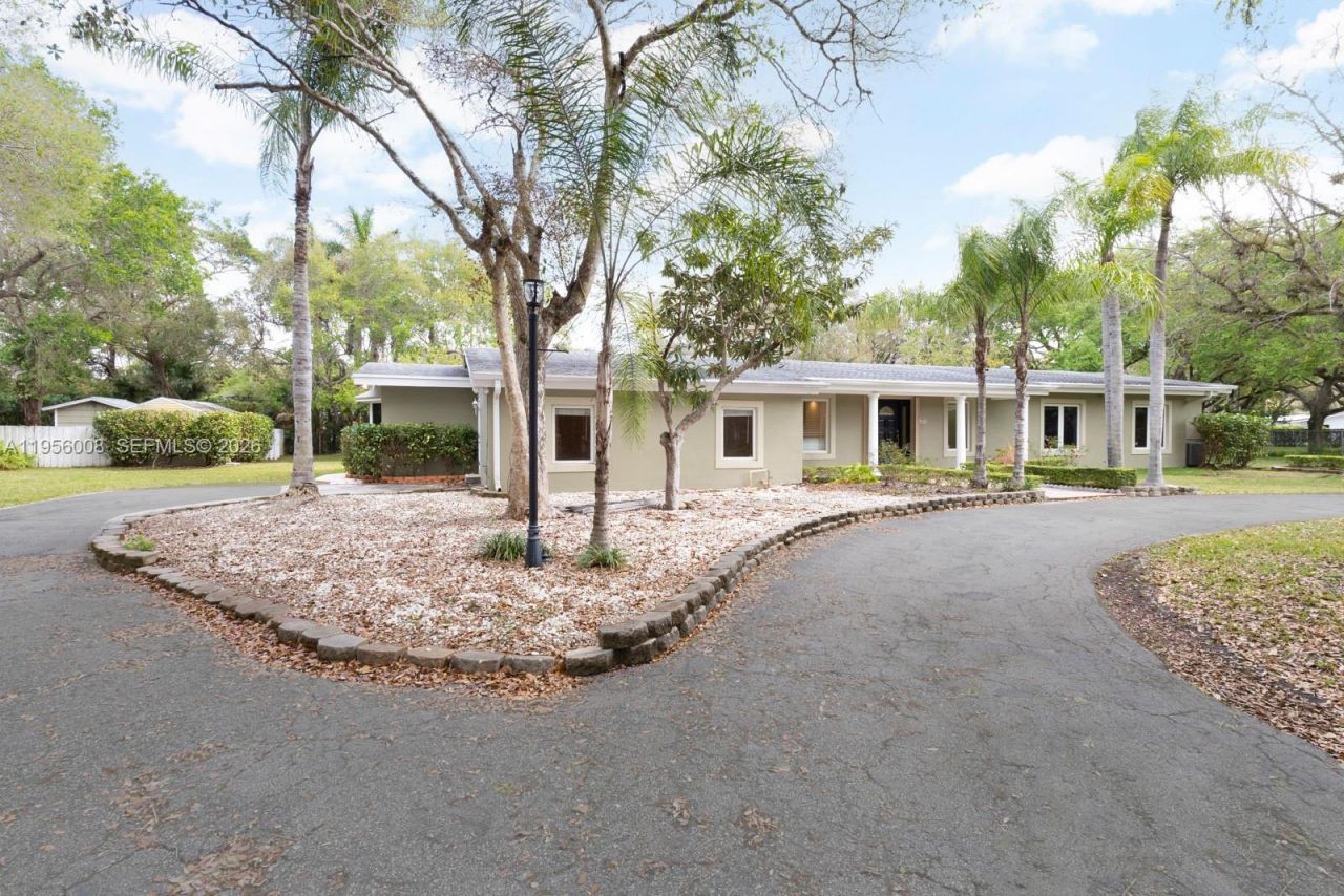 6551 SW 126th St, Unit -, Pinecrest, FL 33156 Photo