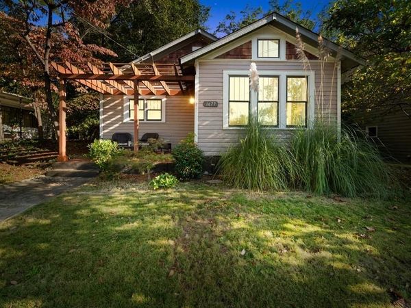 1677 Neely Avenue, East Point, GA 30344