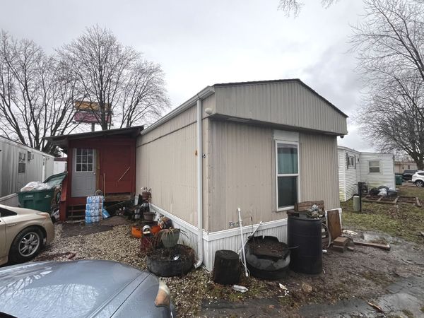 1570 N 30th Road, Ottawa, IL 61350