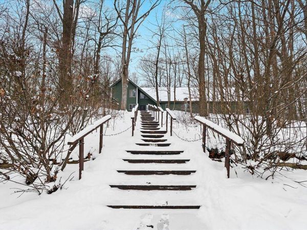 6055 Shaftsburg Road, Williamston, MI 48895