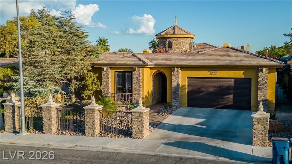 8223 Windrush Avenue, Las Vegas, NV 89117 Main Photo