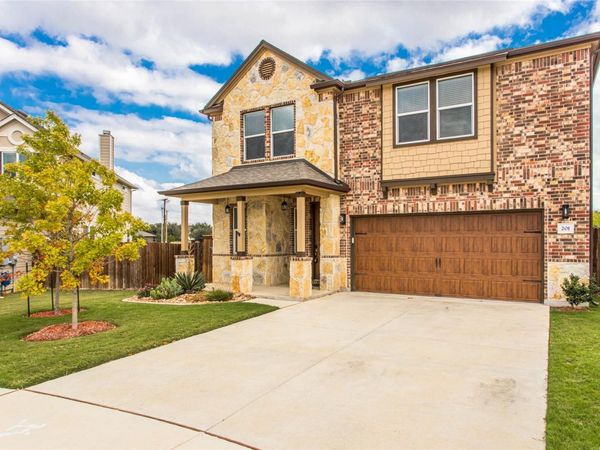201 Tordesillas DR, Georgetown, TX 78626