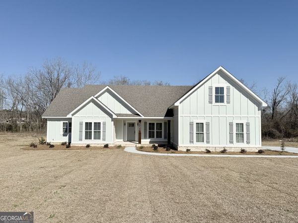 125 Pin Oak Lane, Statesboro, GA 30458