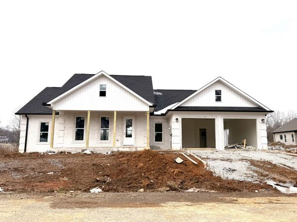 40 Lexie Ln, Lawrenceburg, TN 38464