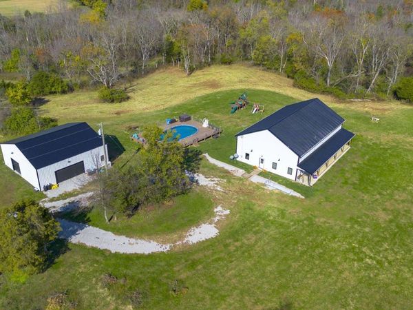 2794 CarmonCreek Road, Campbellsburg, KY 40011
