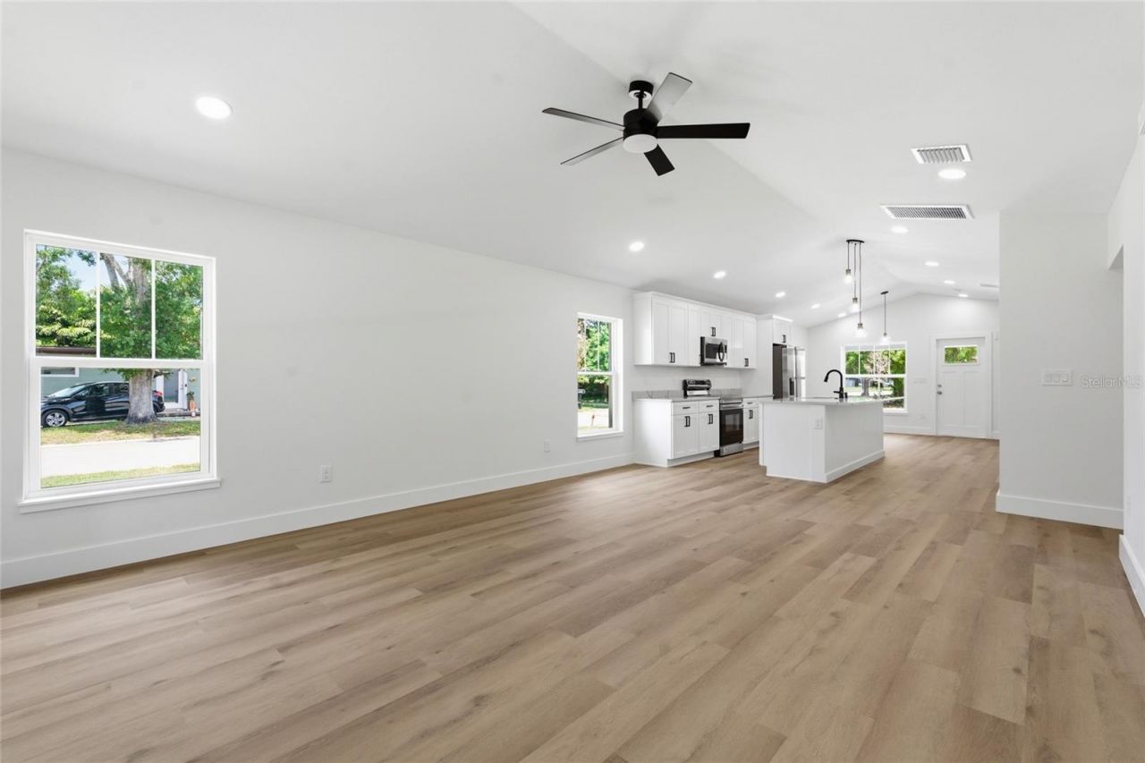 3837 44th Avenue N, Saint Petersburg, FL 33714 Photo