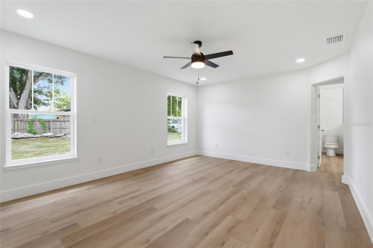 3837 44th Avenue N, Saint Petersburg, FL 33714 Photo