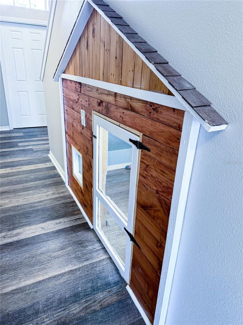 909 Meadow Glade Drive, Ruskin, FL 33570 Photo