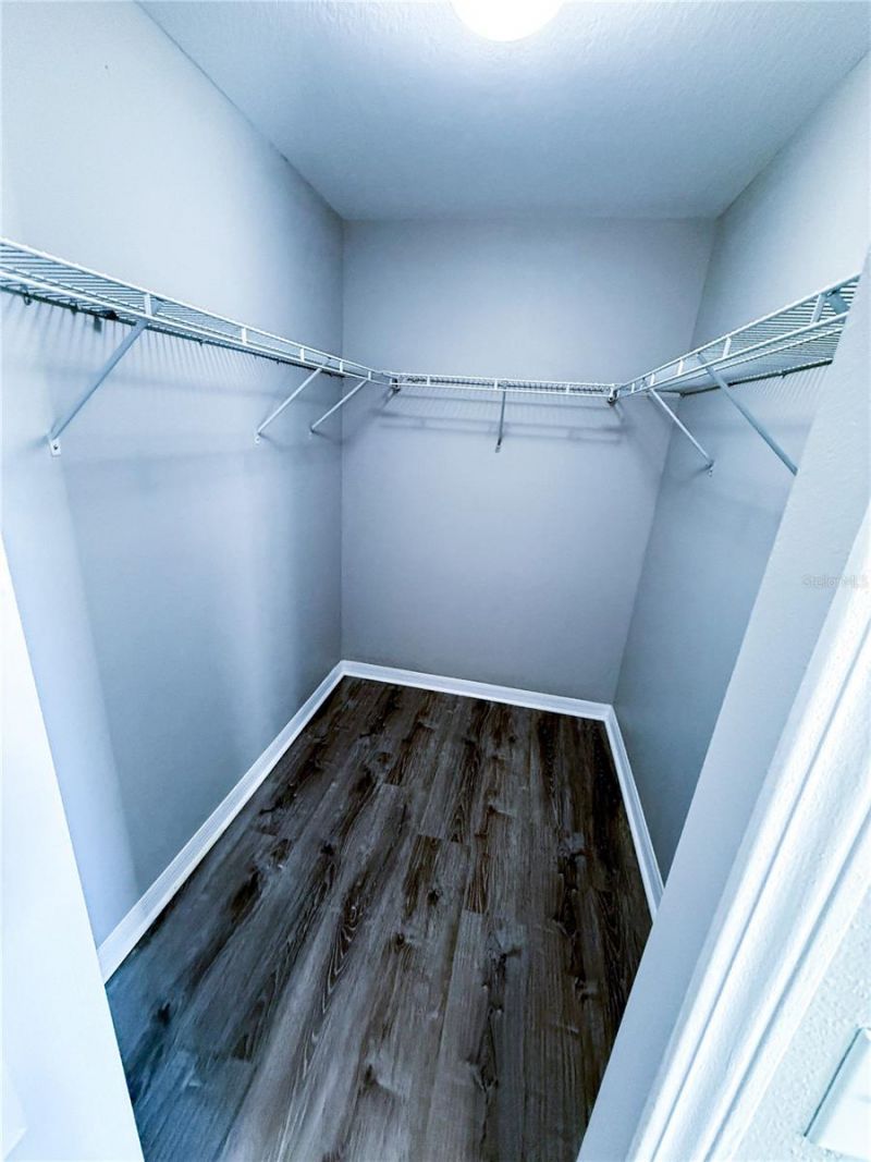 909 Meadow Glade Drive, Ruskin, FL 33570 Photo