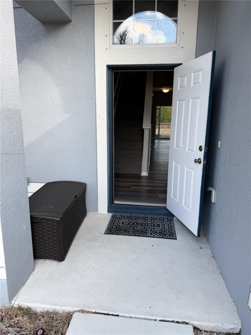 909 Meadow Glade Drive, Ruskin, FL 33570 Photo