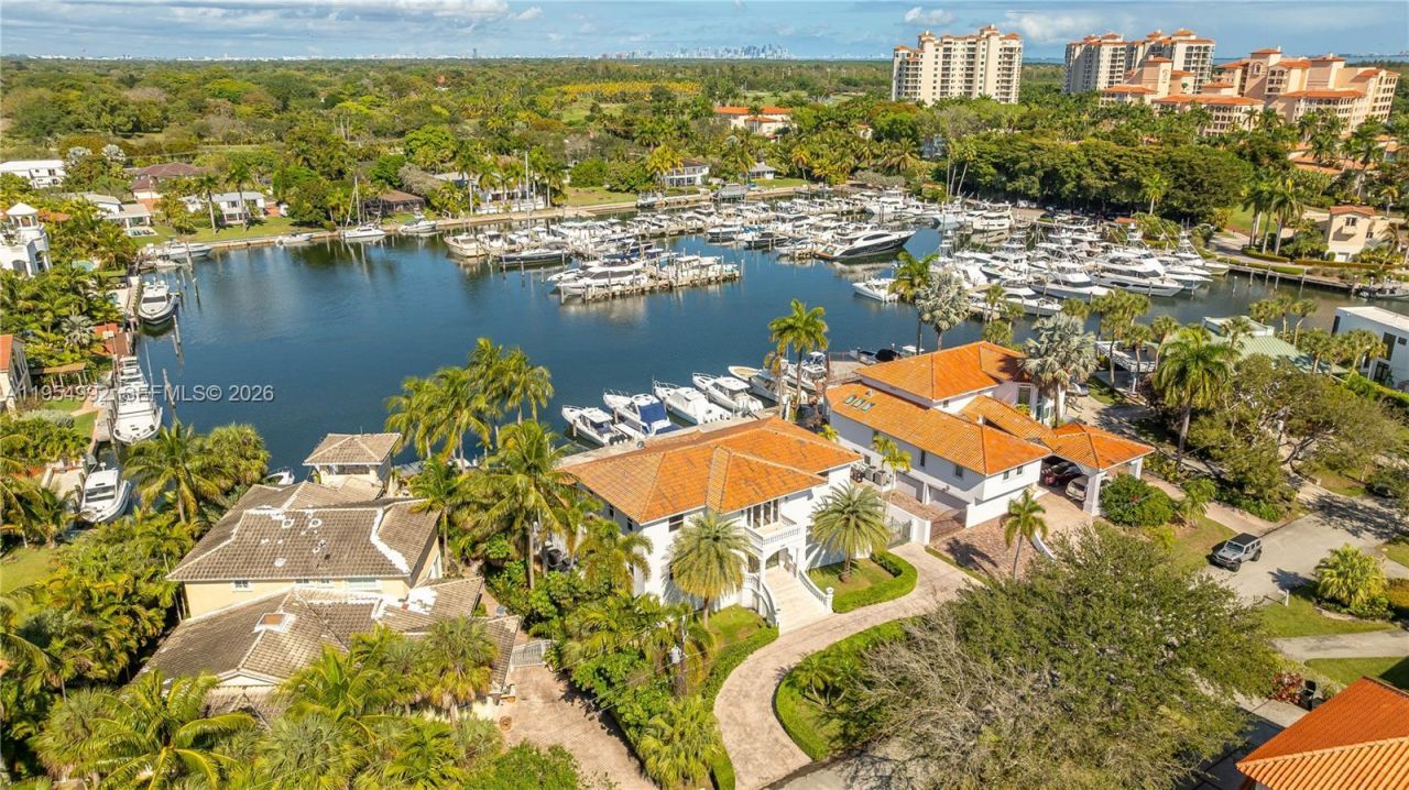 6275 Dolphin Dr, Coral Gables, FL 33158 Photo