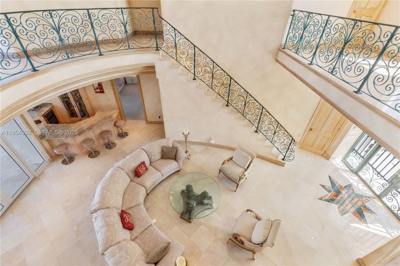 6275 Dolphin Dr, Coral Gables, FL 33158 Photo