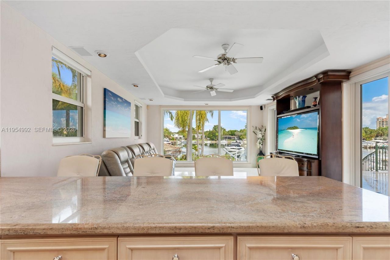 6275 Dolphin Dr, Coral Gables, FL 33158 Photo