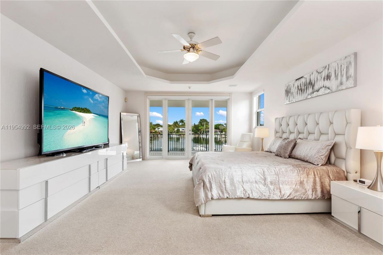 6275 Dolphin Dr, Coral Gables, FL 33158 Photo