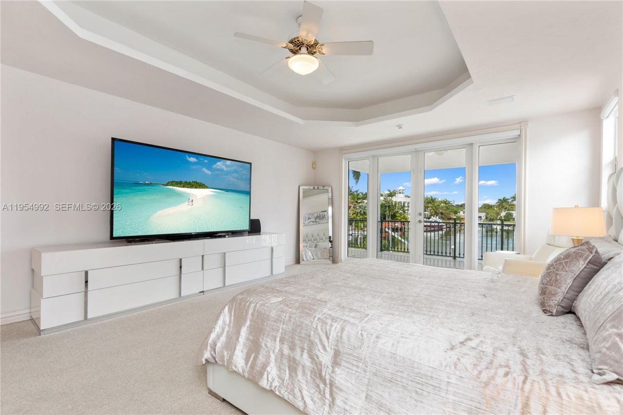 6275 Dolphin Dr, Coral Gables, FL 33158 Photo