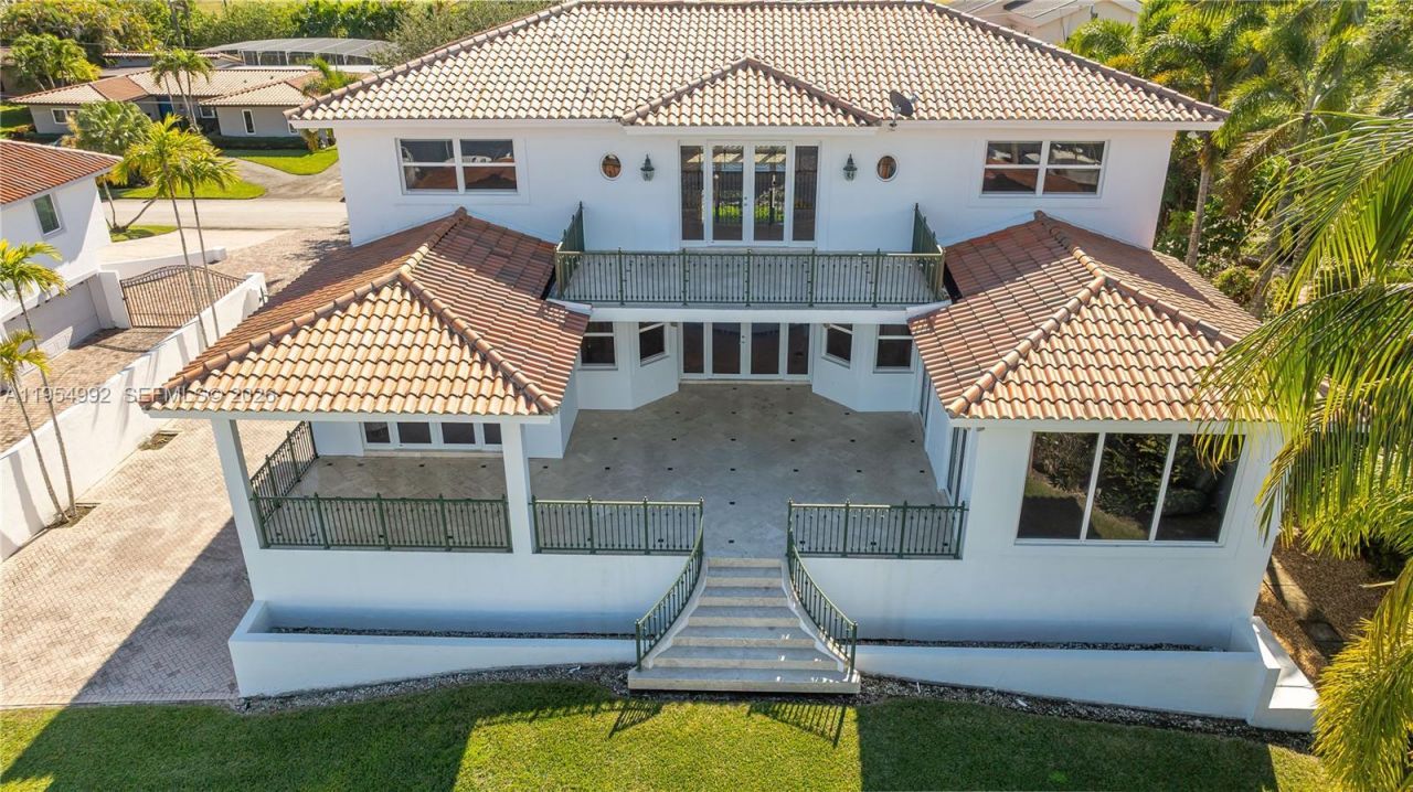 6275 Dolphin Dr, Coral Gables, FL 33158 Photo