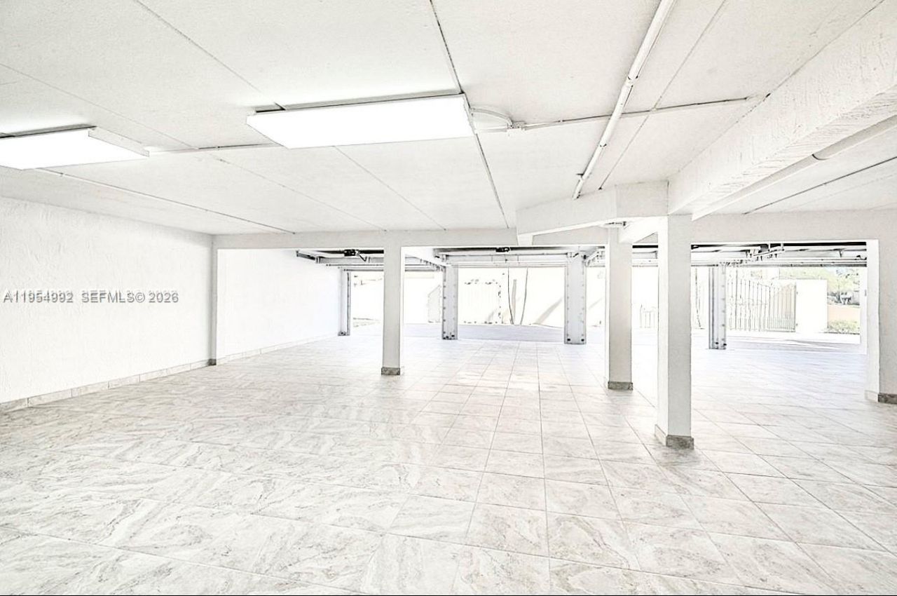 6275 Dolphin Dr, Coral Gables, FL 33158 Photo