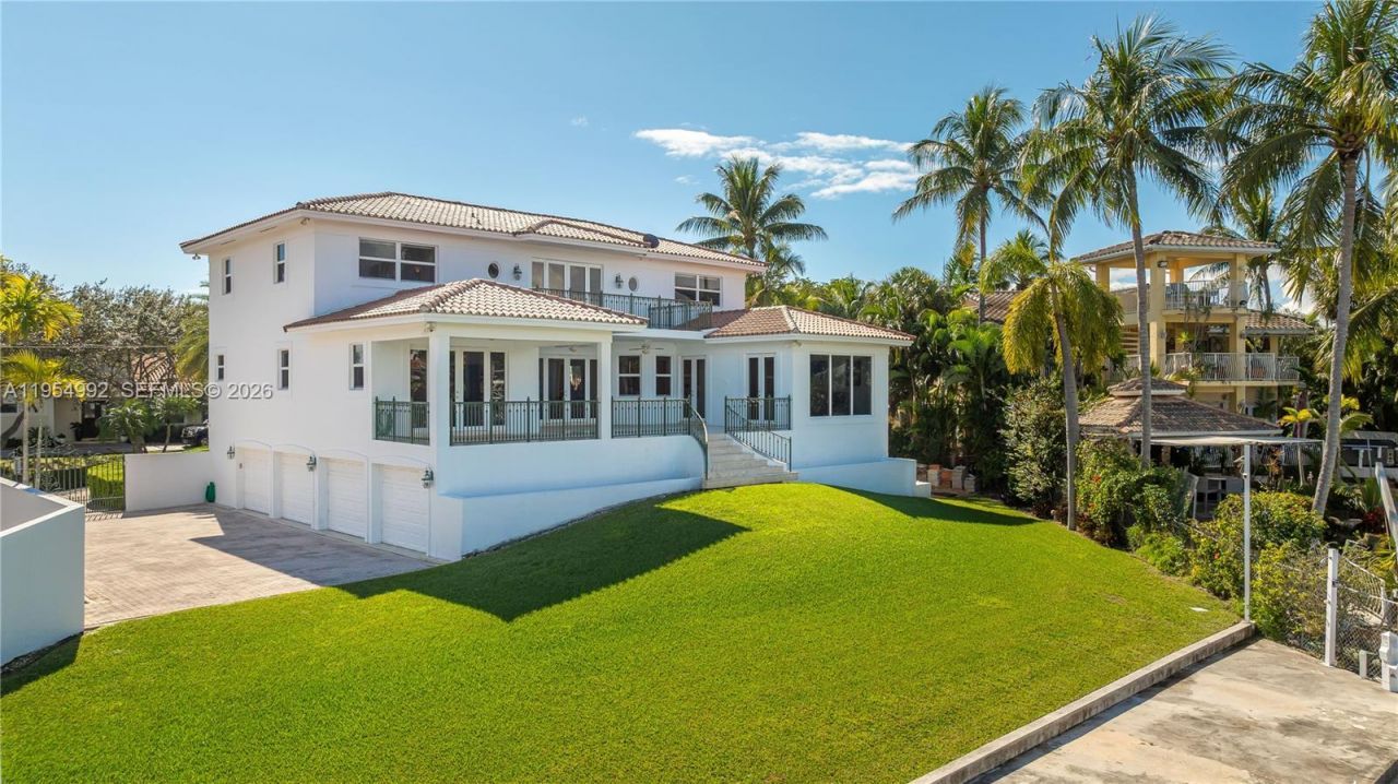 6275 Dolphin Dr, Coral Gables, FL 33158 Photo