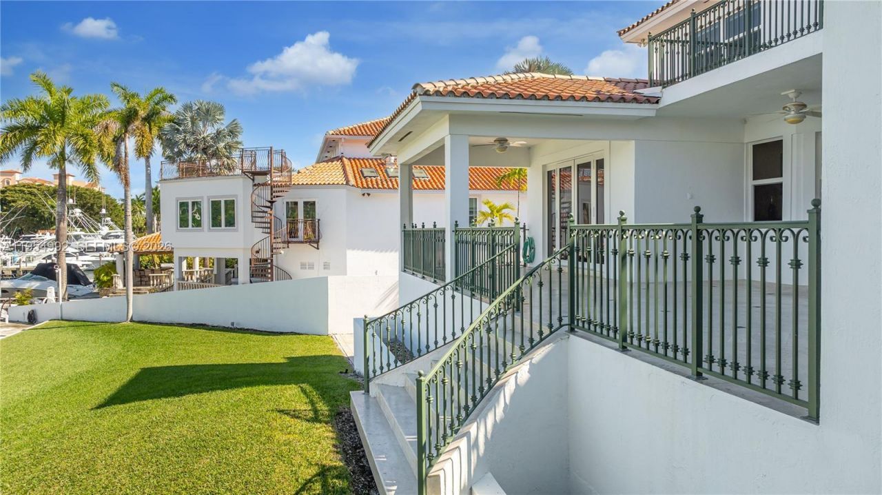 6275 Dolphin Dr, Coral Gables, FL 33158 Photo