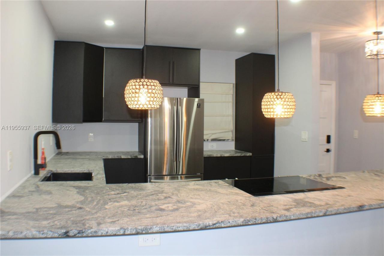 6731 Cypress Rd, Unit 205, Plantation, FL 33317 Photo