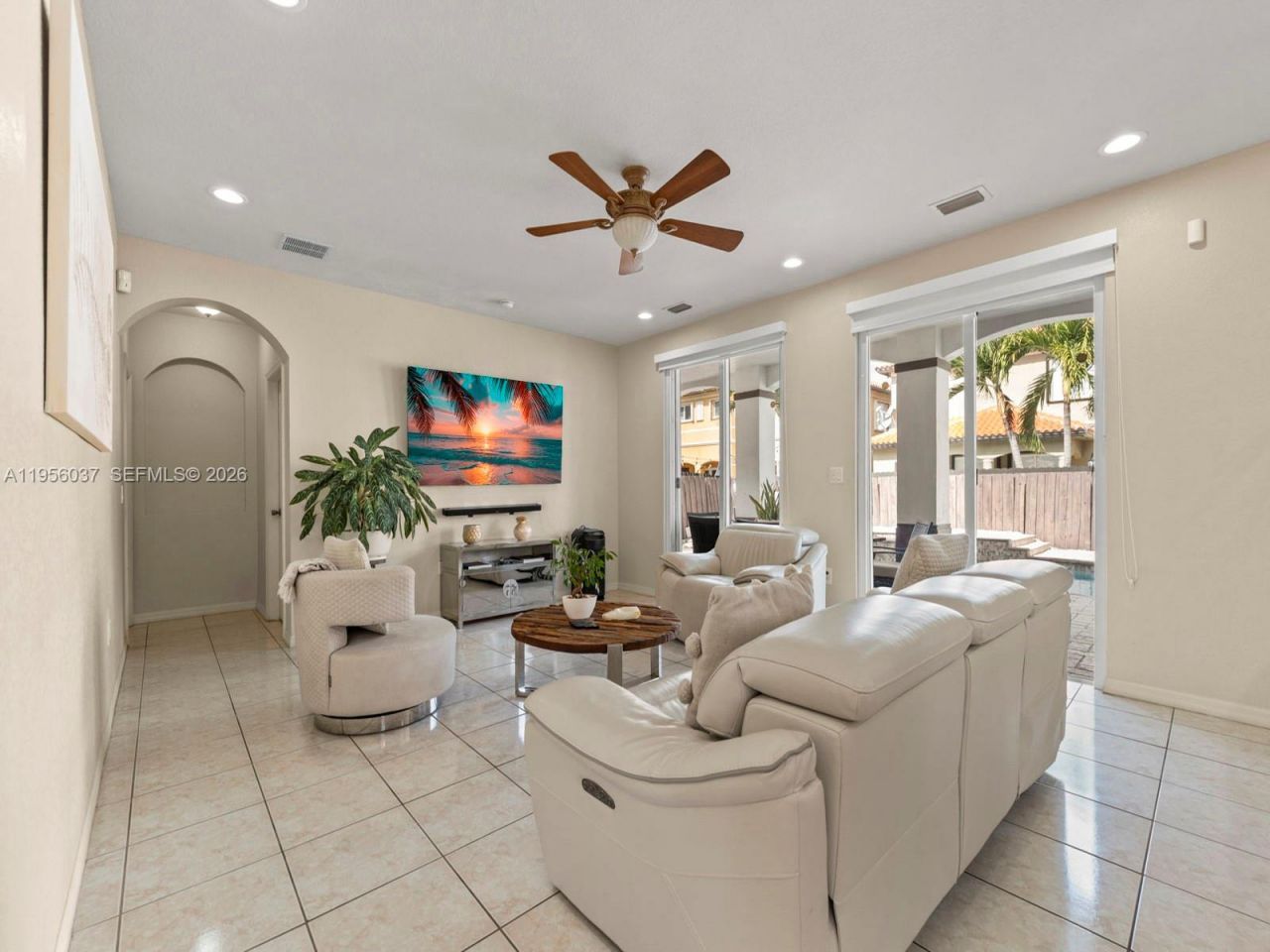 15383 SW 23rd St , Miami, FL 33185 Photo