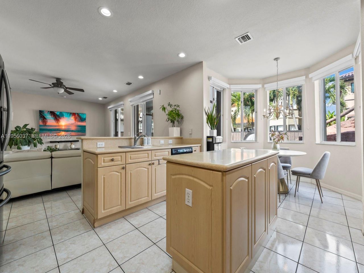 15383 SW 23rd St , Miami, FL 33185 Photo