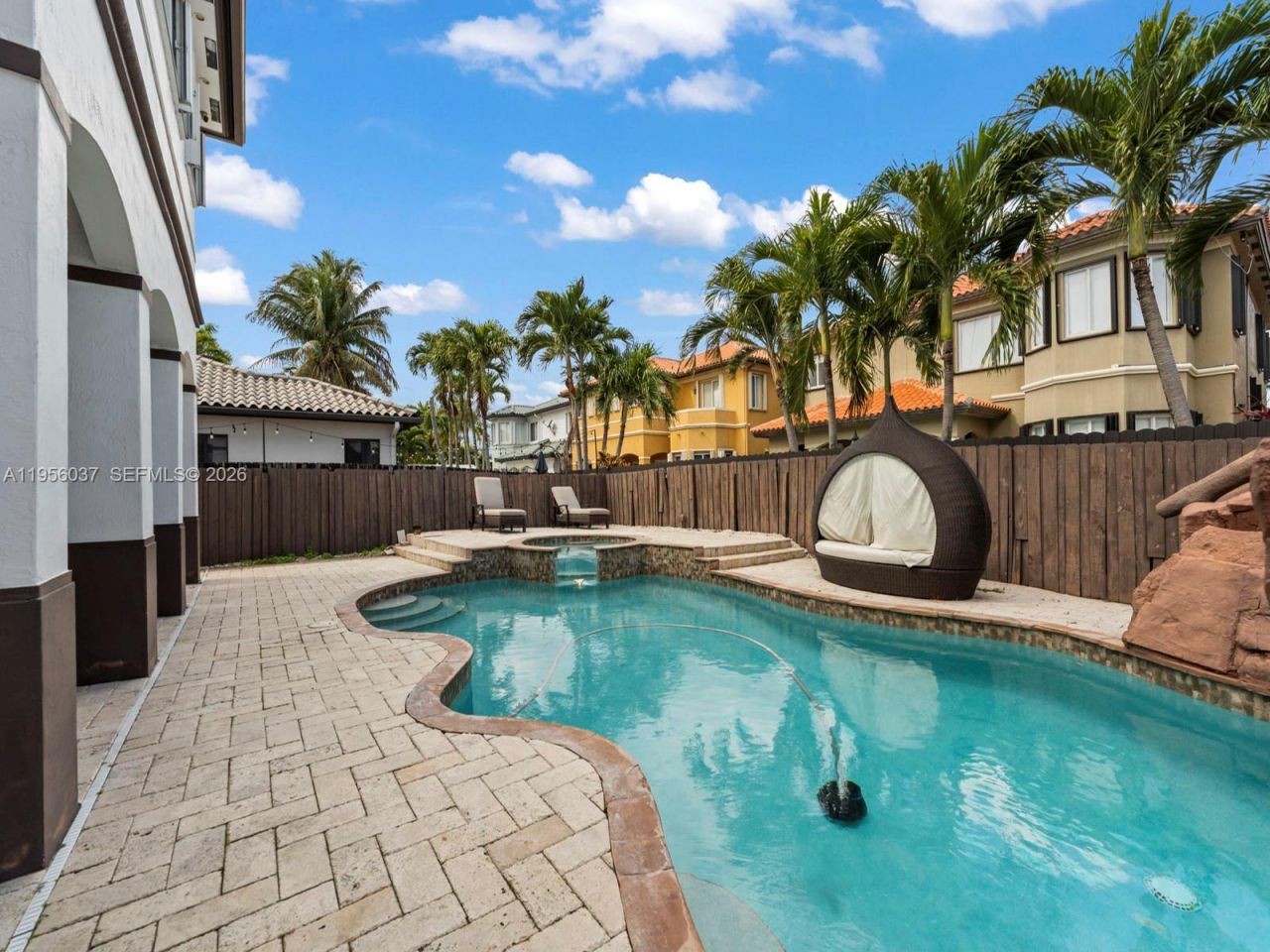 15383 SW 23rd St, Miami, FL 33185 Photo