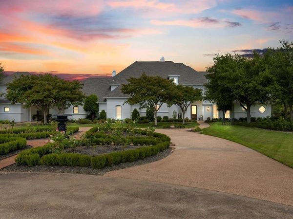 539 Ridge Point Drive, Heath, TX 75126