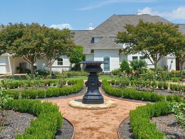 539 Ridge Point Drive, Heath, TX 75126