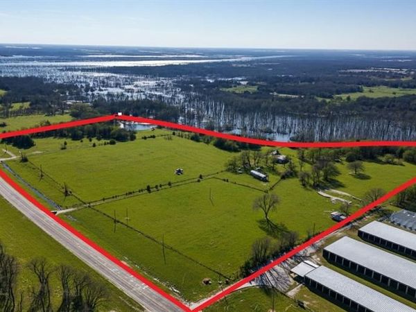 7355 Fm 897 , Telephone, TX 75488