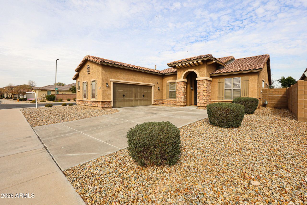 15988 W Cocopah Street, Goodyear, AZ 85338 Main Photo