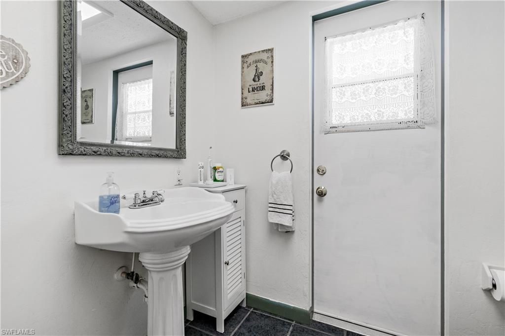 3802 SE 4th Ave, Cape Coral, FL 33904 Photo