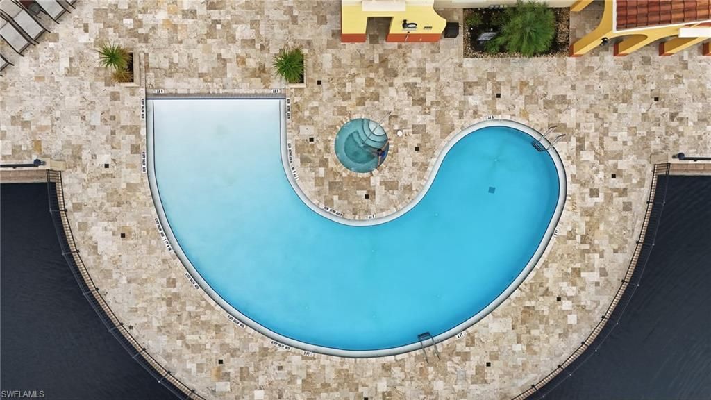 21490 Strada Nuova Cir, Unit 307, Estero, FL 33928 Photo