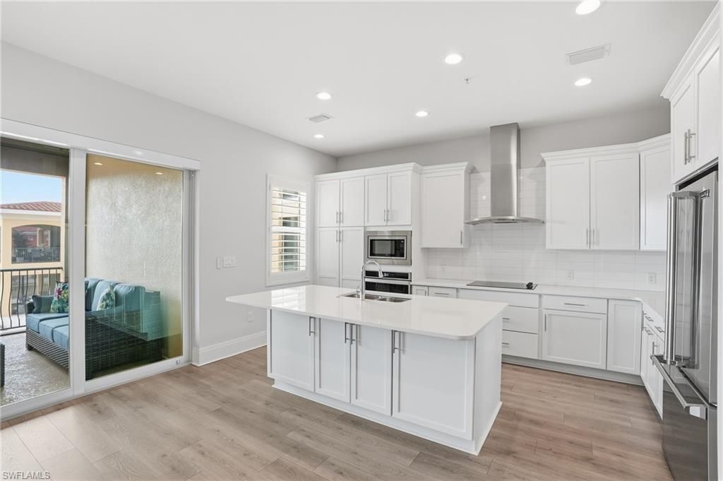 21490 Strada Nuova Cir, Unit 307, Estero, FL 33928 Photo