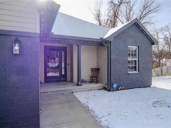 4702 Zebra Lane, St Joseph, MO 64506