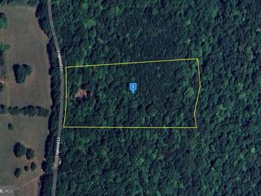 1601 LOGWOOD LANE, HUDDLESTON, VA 24104