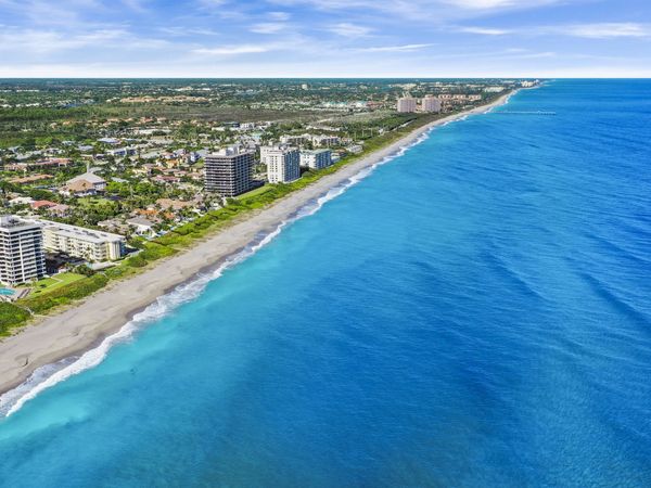 4850 Chancellor Drive, Unit 21, Jupiter, FL 33458