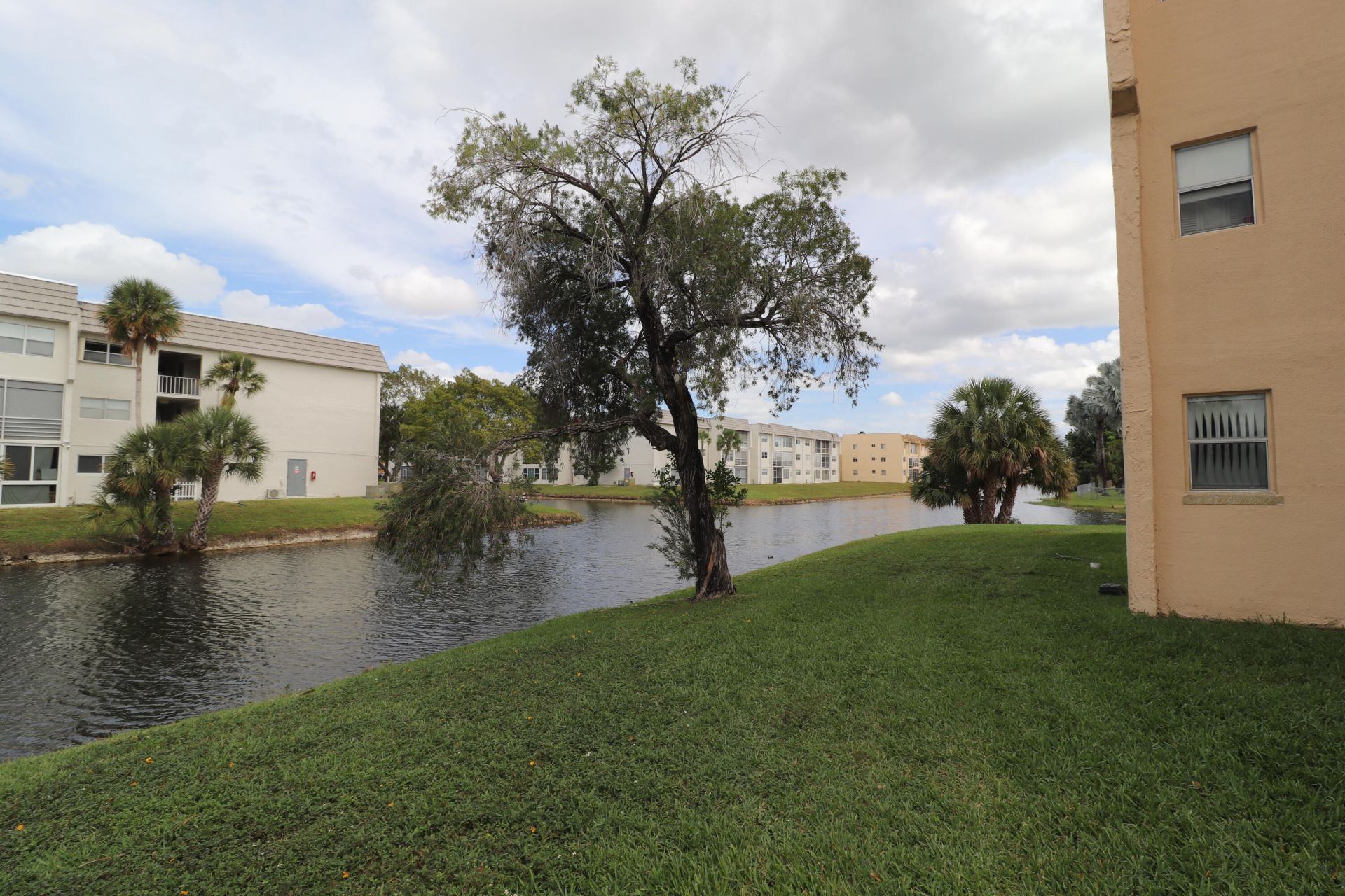 2900 N Pine Island Road, Unit 102, Sunrise, FL 33322 Photo