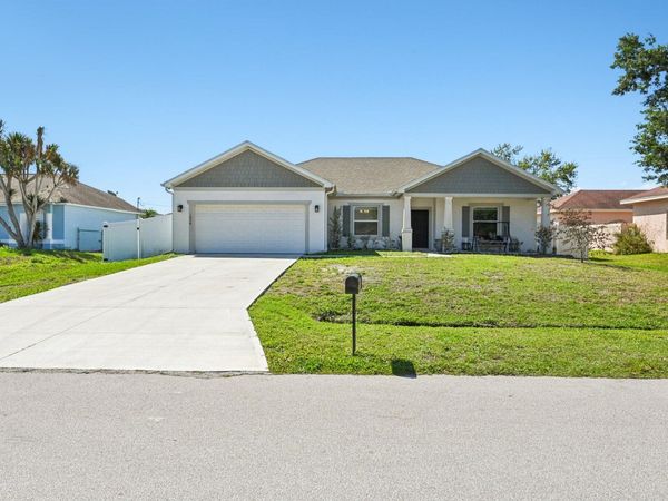 1626 SW Neptune Avenue, Port St. Lucie, FL 34953
