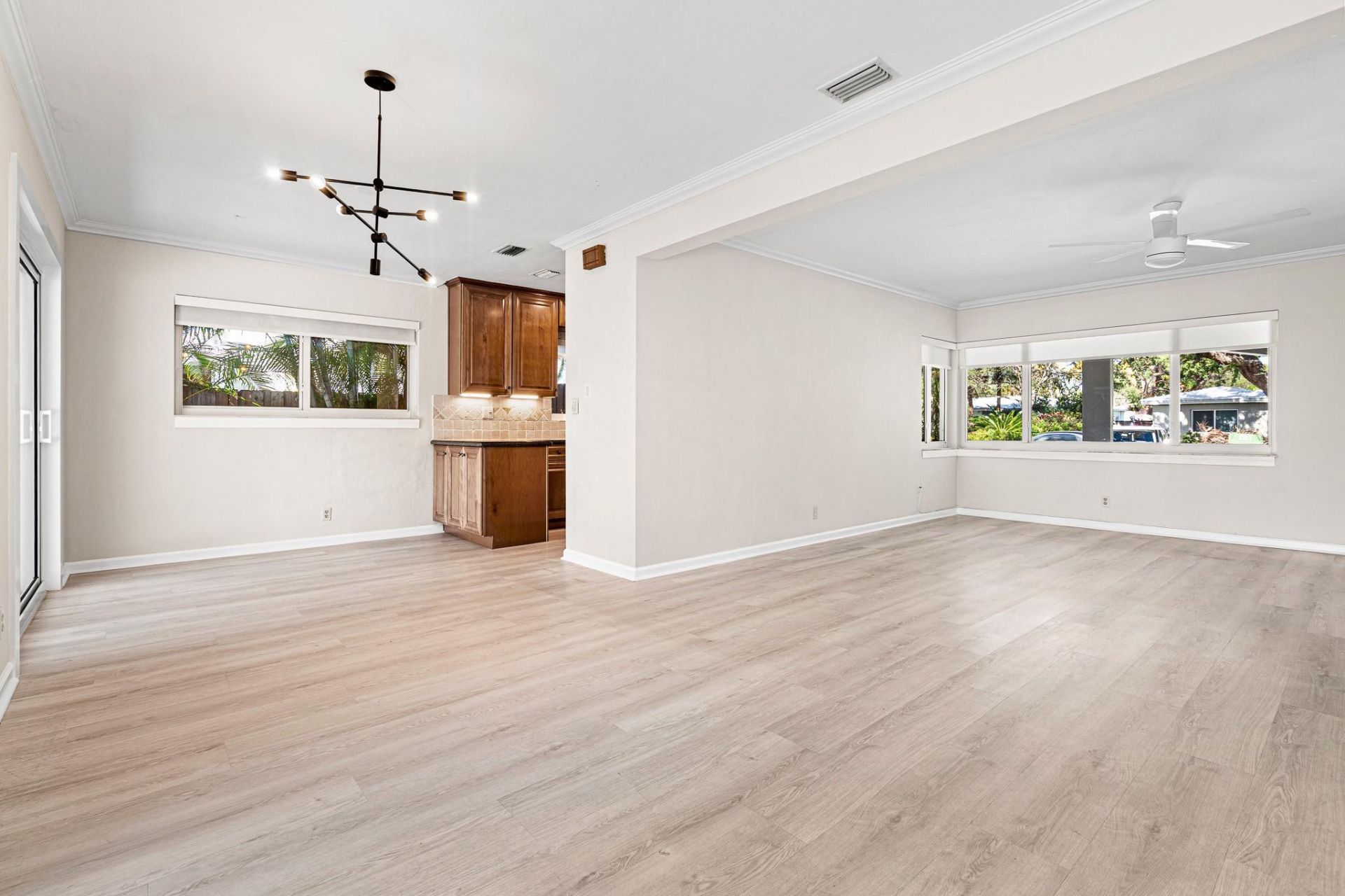 1900 NE 19th Street, Fort Lauderdale, FL 33305 Photo