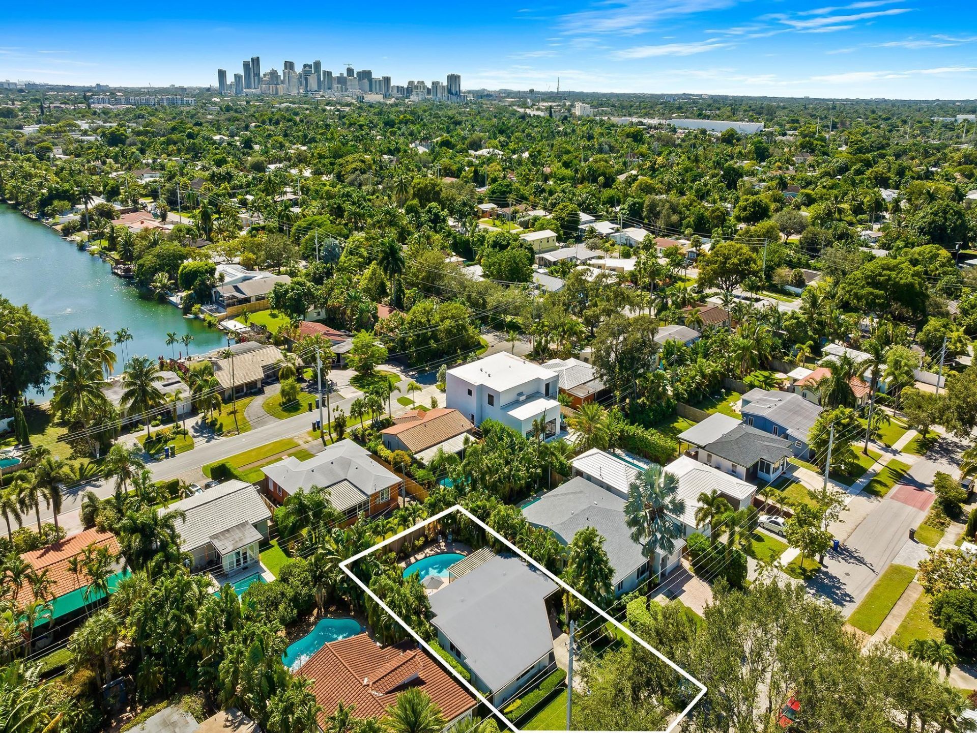 1900 NE 19th Street, Fort Lauderdale, FL 33305 Photo