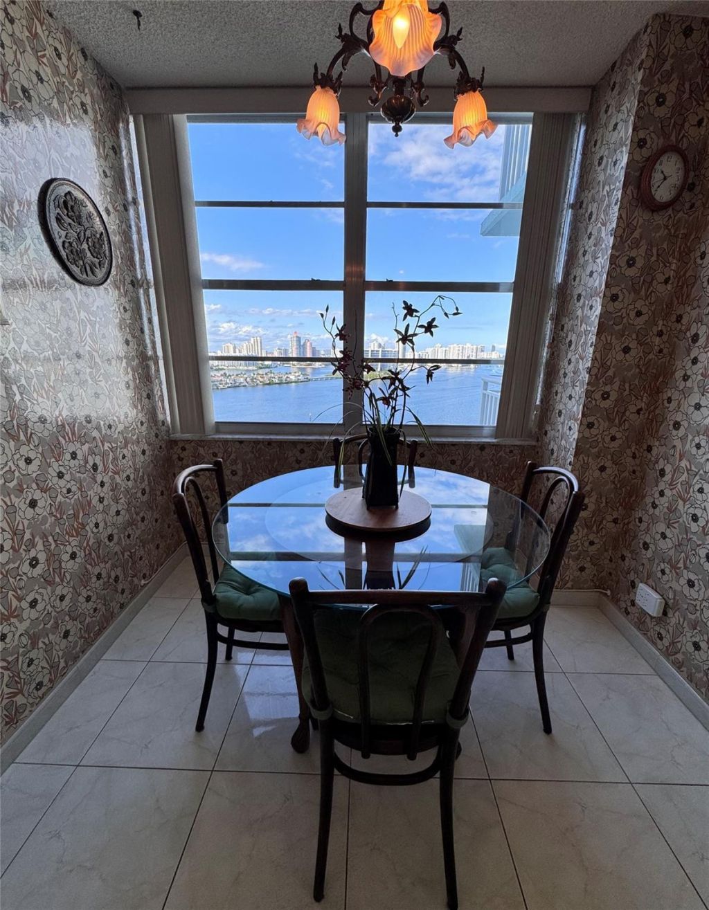 301 174th Street, Unit 2202, Sunny Isles Beach, FL 33160 Photo