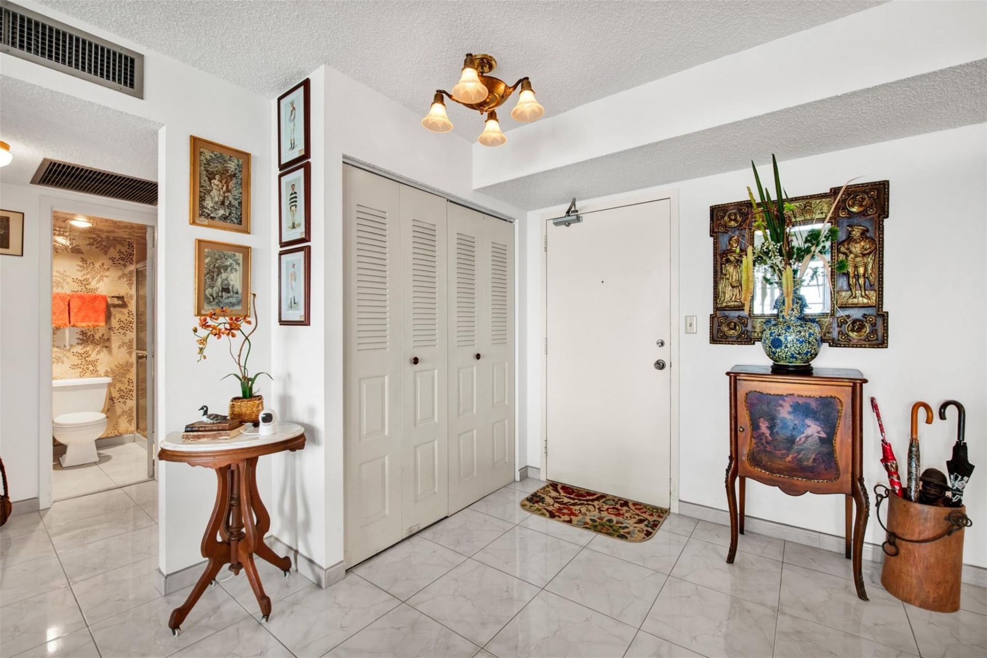 301 174th Street, Unit 2202, Sunny Isles Beach, FL 33160 Photo