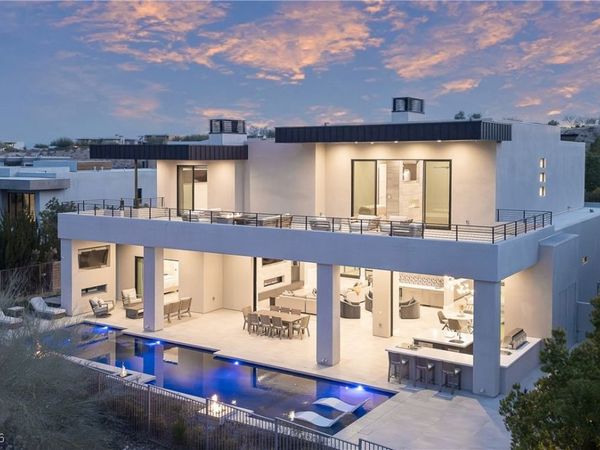 8 Sun Glow Lane , Las Vegas, NV 89135